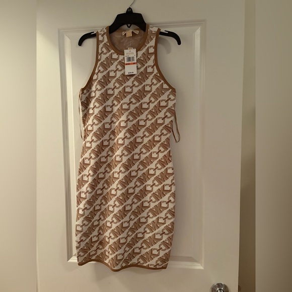 MICHAEL KORS EMPIRE LOGO JACQUARD MINI DRESS – SIZE SMALL - Picture 7 of 16